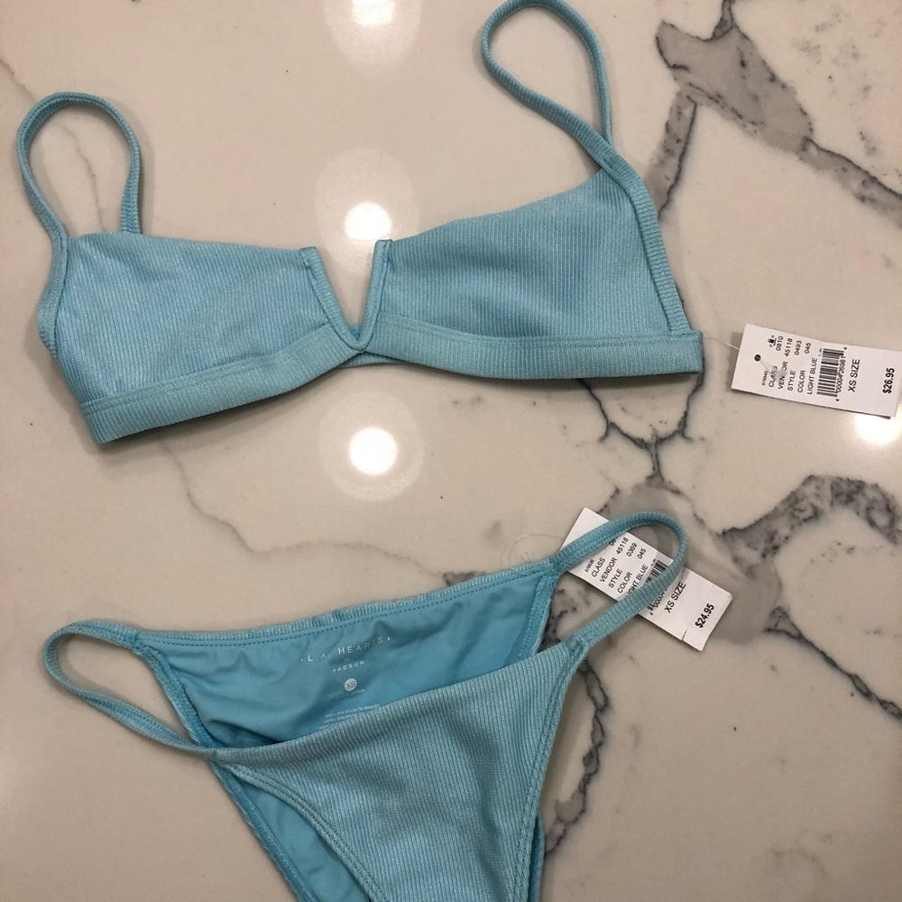 Notch bikini